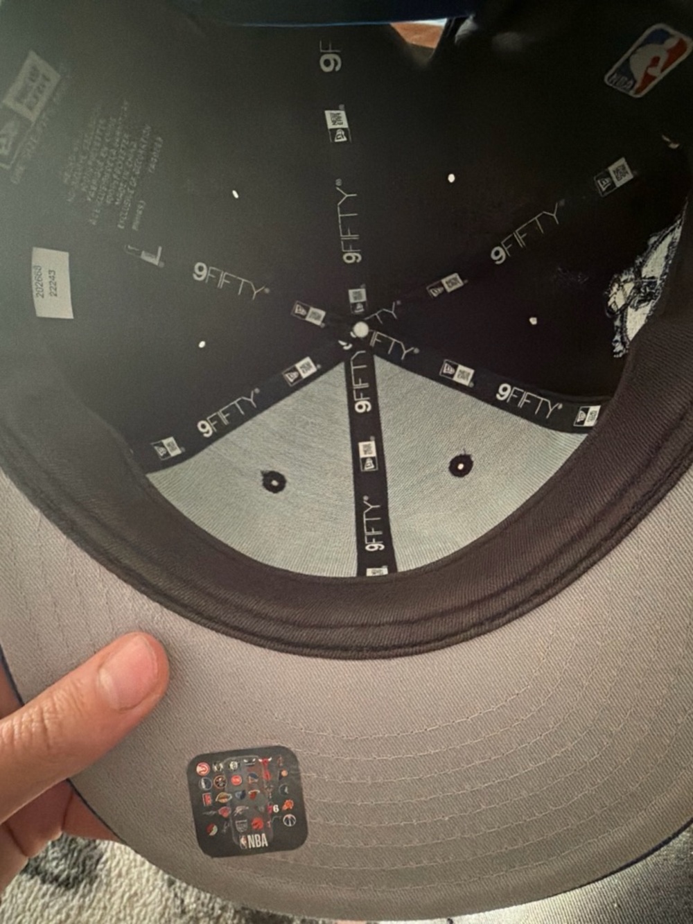 Men’s New Era SnapBack Raptors - Picture 5 of 6
